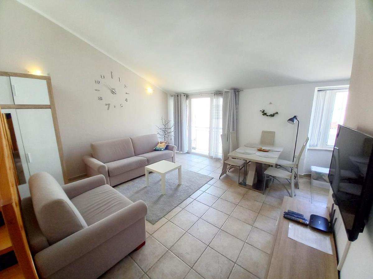 Apartment Karlo เมดูลิน ภายนอก รูปภาพ